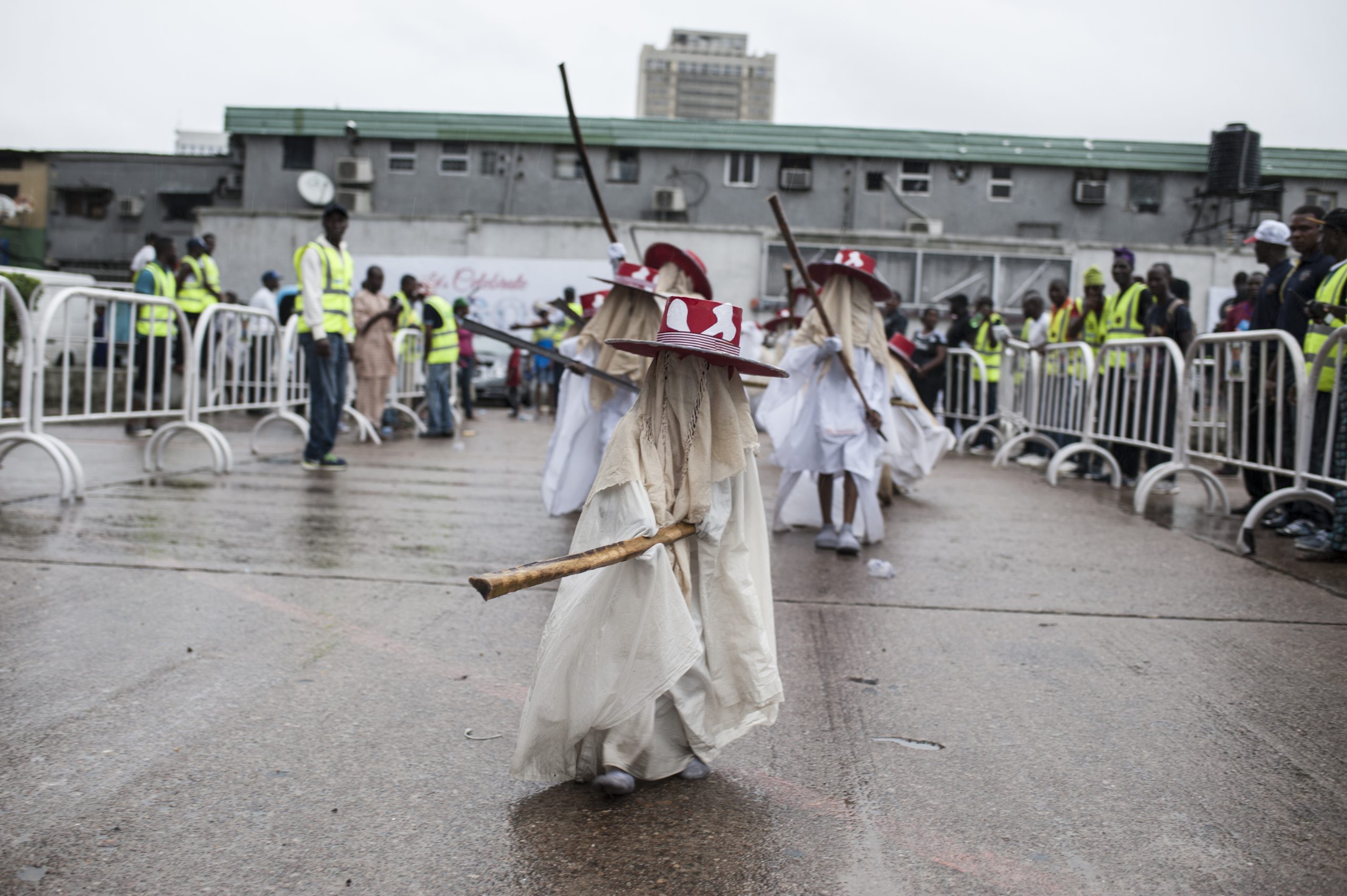 Court Orders Apology Over ‘Gangs of Lagos’ Portrayal of Eyo Masquerade ...